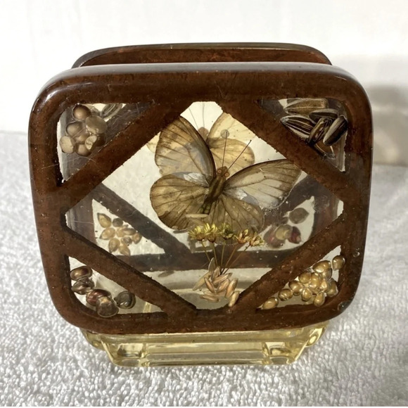 Vintage  Lucite Butterfly Napkin Holder Letter Holder - Picture 1 of 13